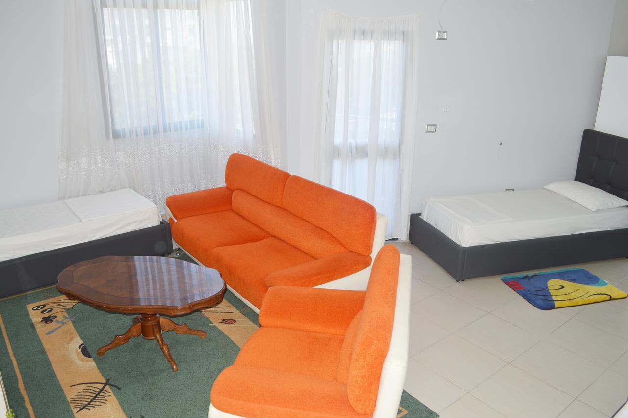 Hotel Riviera Durrës Exterior foto